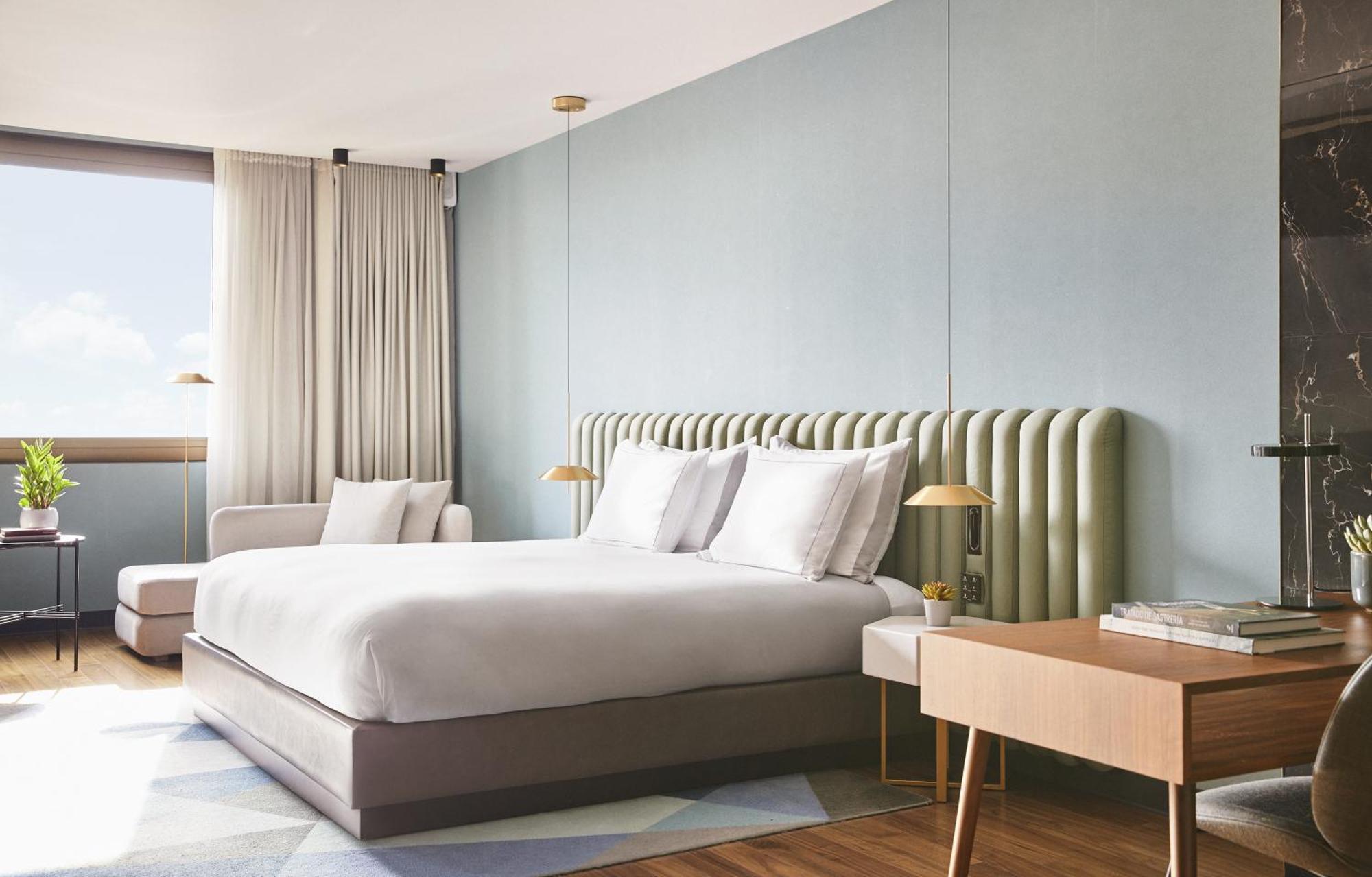 Hotel Grand Hyatt Barcelona Exteriér fotografie A bedroom at the hotel